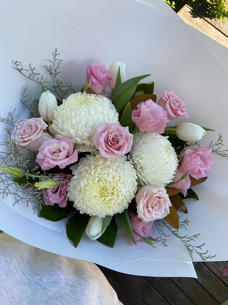 Soft Pink & White Bouquet